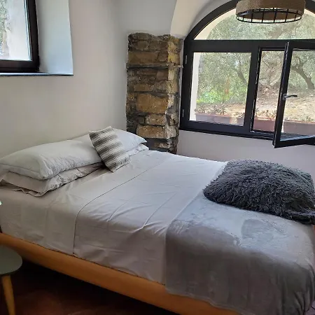 Casa Canadesi Semesterbostad Costarainera