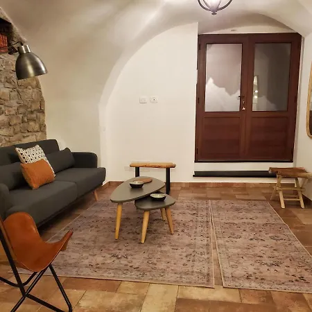 Holiday home Casa Canadesi *