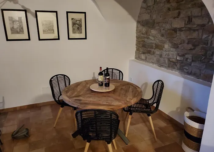 Casa Canadesi *